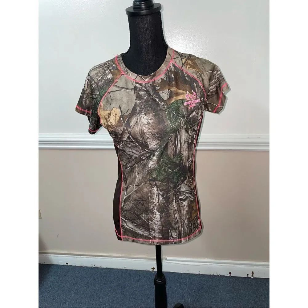 Realtree Dri-More Tech Camo Short Sleeve Women’s Tee Size Small